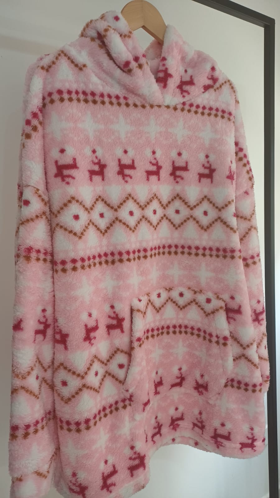 Cozy Oversized Fleeced Christmas Hoodie Blanket
