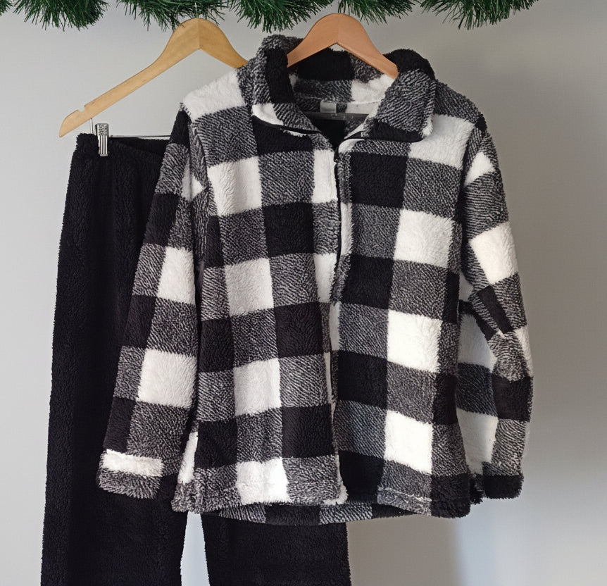 Midnight Plaid Ultra-Plush Zip Set